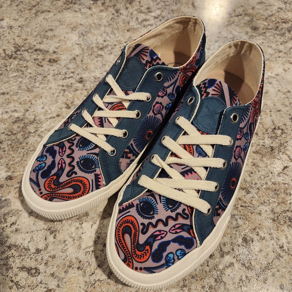 NWT Inkkas Lace Up Corozal Shoes